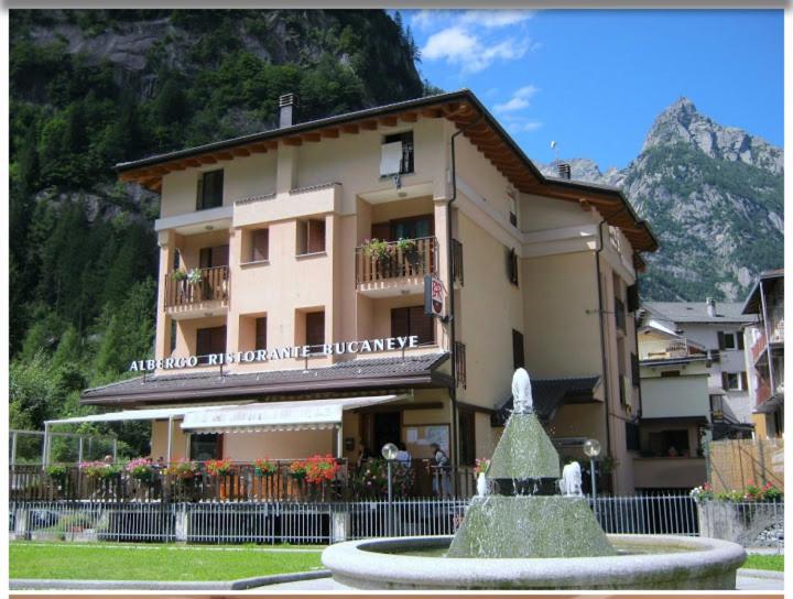 Hotel Ristorante Bucaneve San Martino  Buitenkant foto